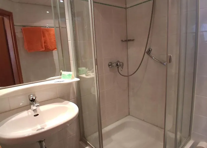 Landgasthof Schwabenpfanne Hotel *